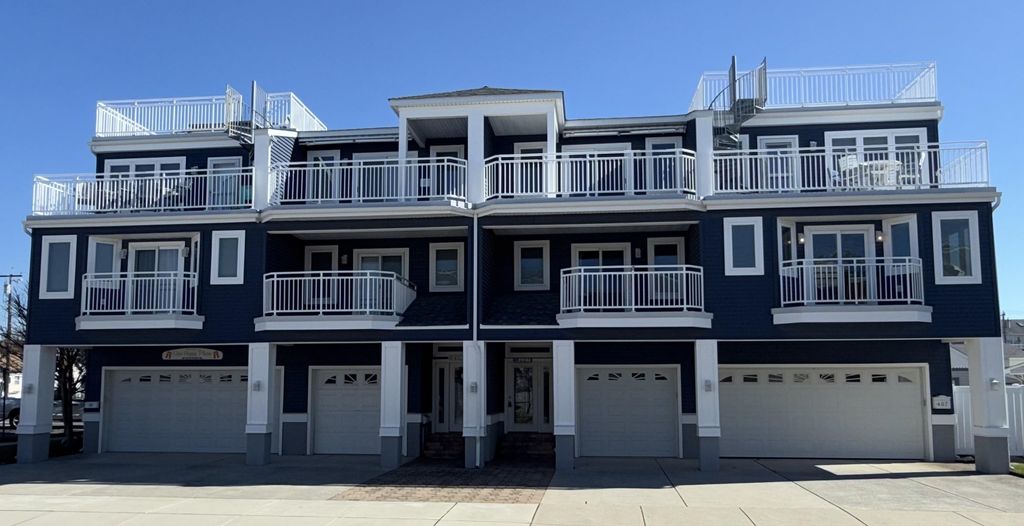 Photo of 405 E 5th Avenue #C, North Wildwood, NJ 08260 (MLS # 260149)