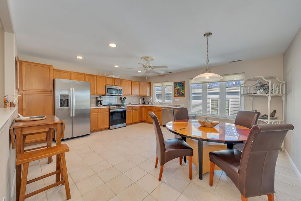 Photo of 405 E 5th Avenue #C, North Wildwood, NJ 08260 (MLS # 260149)