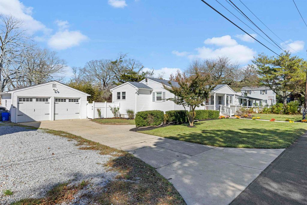 Photo of 19 S 5th Street, Del Haven, NJ 08251 (MLS # 253102)