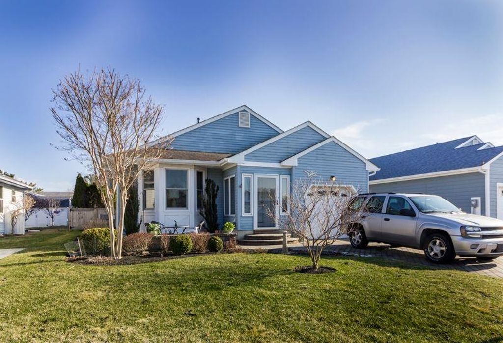 Photo of 1348 Missouri Avenue, Cape May, NJ 08204 (MLS # 260994)