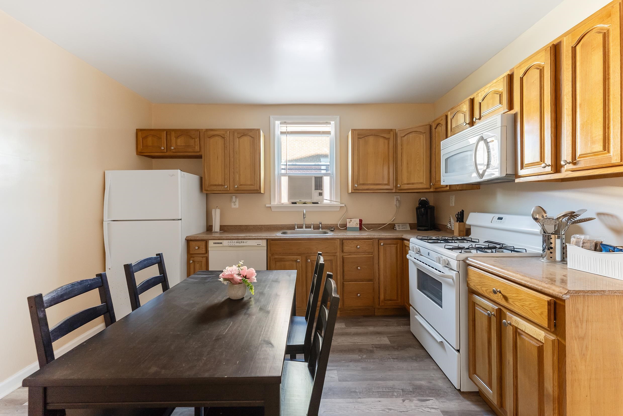 107 E Magnolia Avenue #1, Wildwood, New Jersey image 2