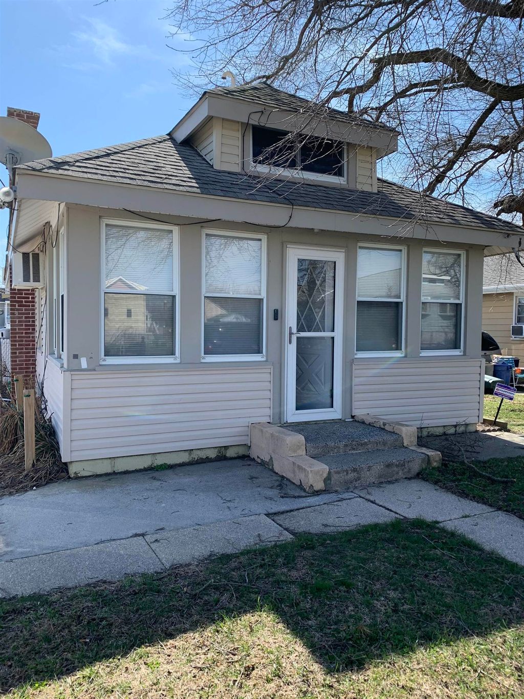 Photo of 230 W Hudson Avenue, Villas, NJ 08251 (MLS # 260713)