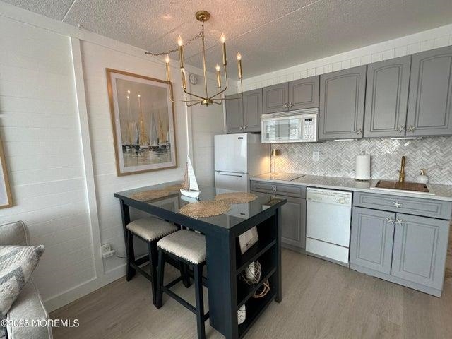 7900 Dune Drive c315