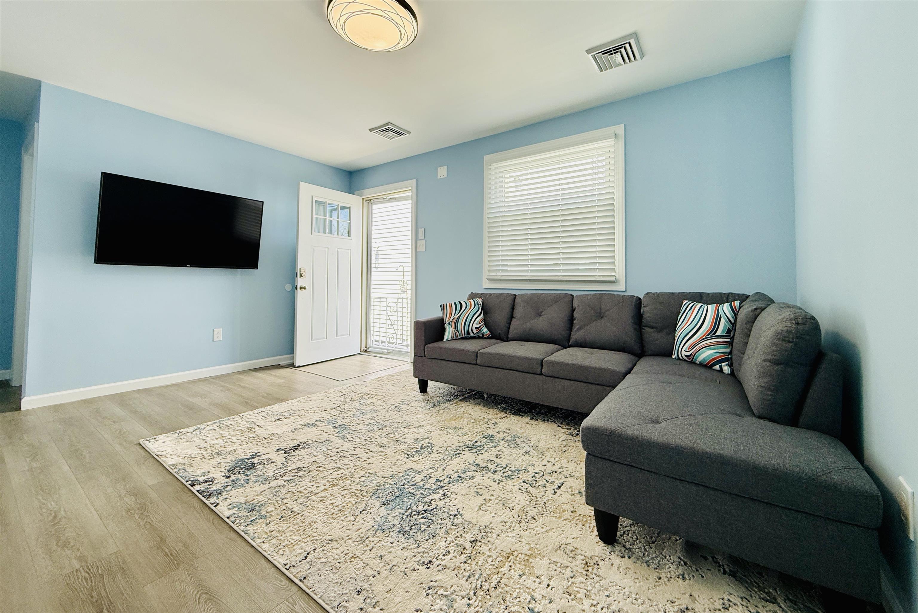 110 E 24th Avenue #D, North Wildwood, New Jersey image 2