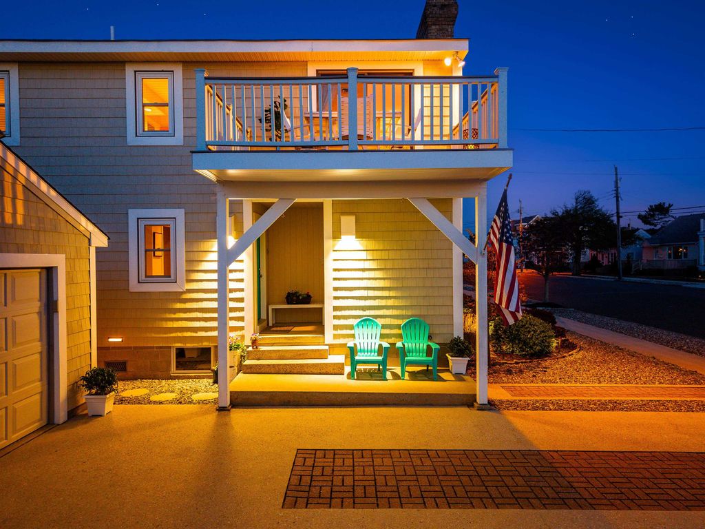 Photo of 262 110 Street, Stone Harbor, NJ 08247 (MLS # 261195)