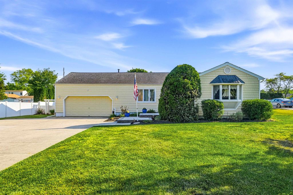 Photo of 11 Lord Lane, Swainton, NJ 08210 (MLS # 261299)