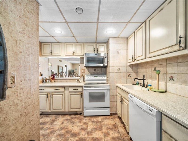 3500 Boardwalk #720N/706N, Sea Isle City, New Jersey image 8