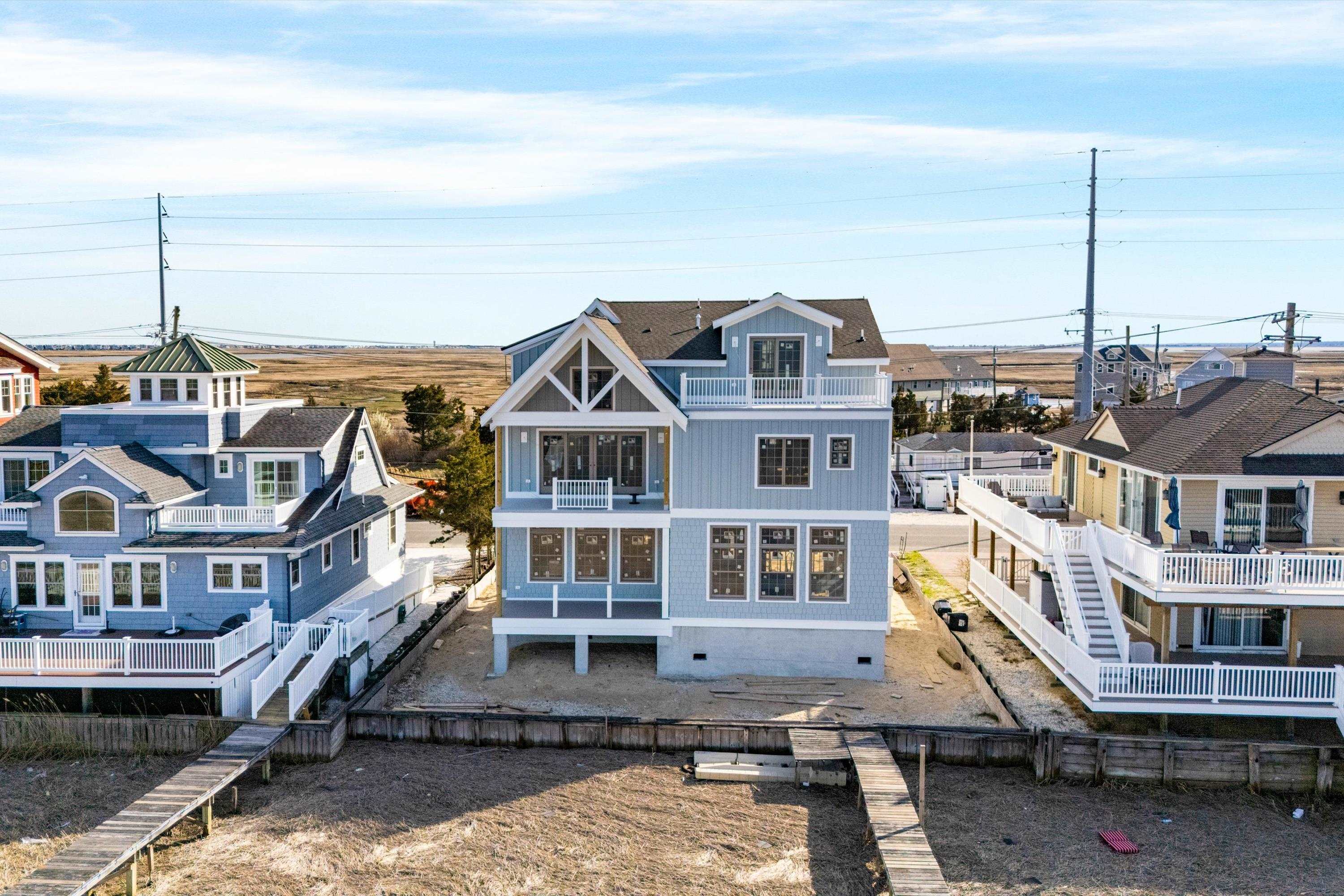 432 Avalon Boulevard