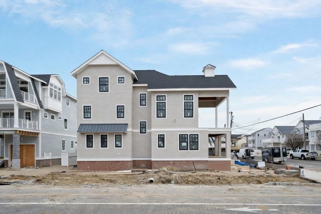 Photo of 401 E 10th Avenue, North Wildwood, NJ 08260 (MLS # 260842)
