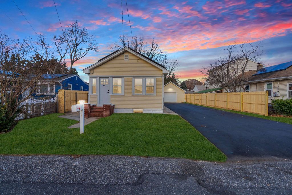 Photo of 43 E Weber Avenue, Villas, NJ 08251 (MLS # 260181)