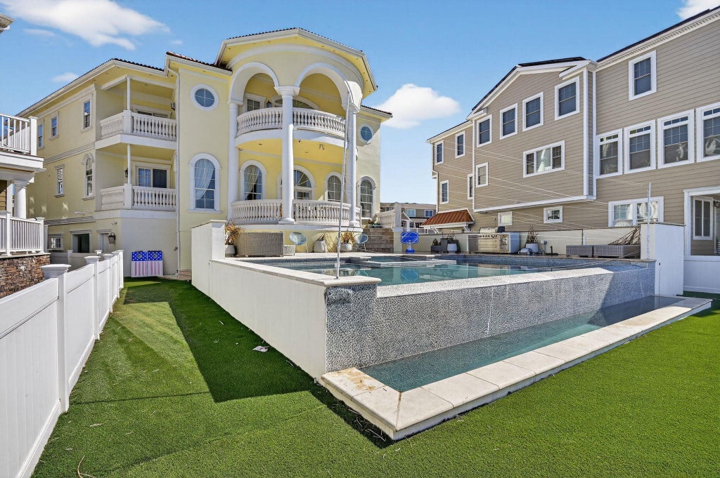 Photo of 412 W Spruce Avenue, North Wildwood, NJ 08260 (MLS # 262724)