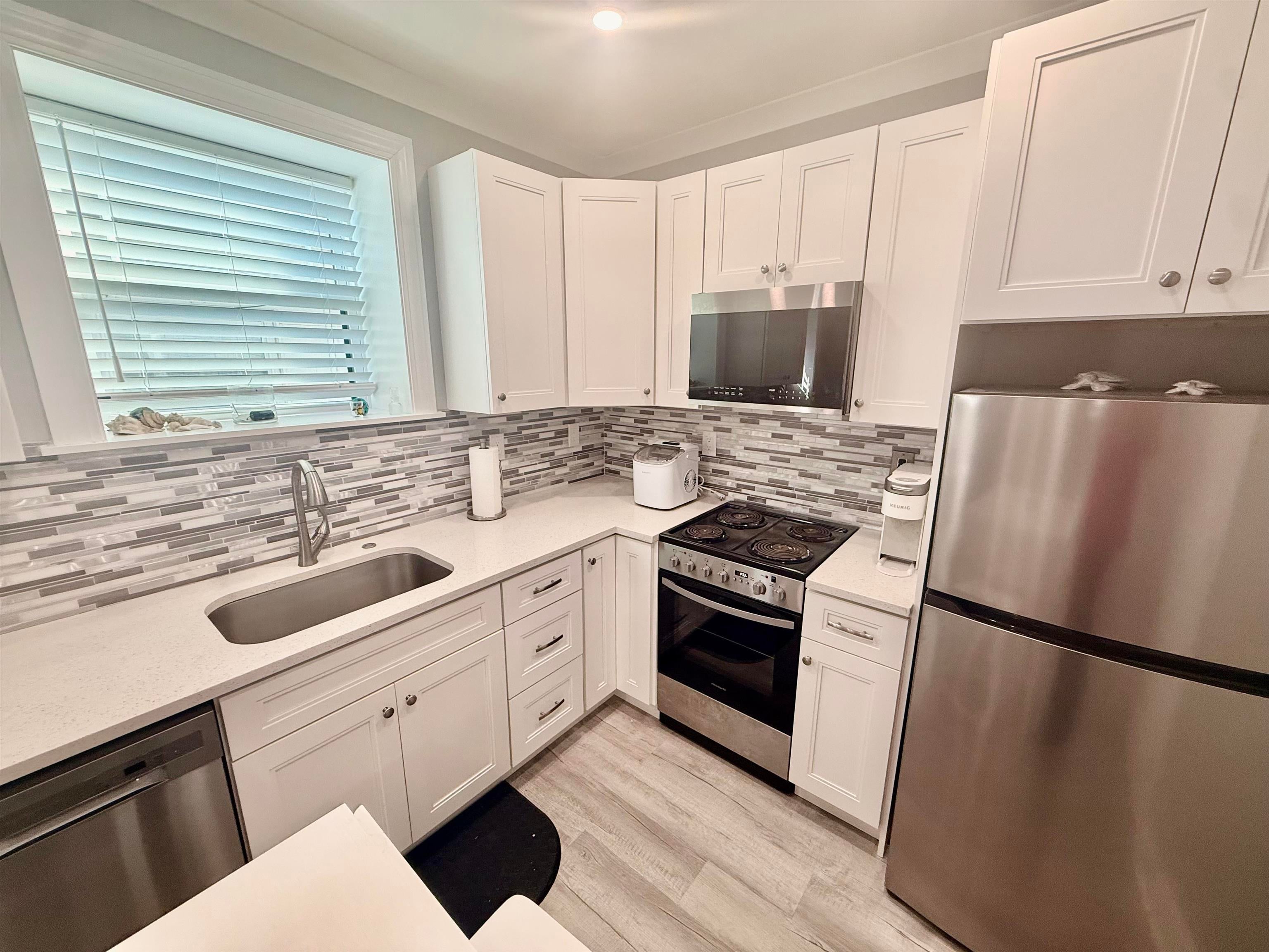 204 E Primrose Avenue 101