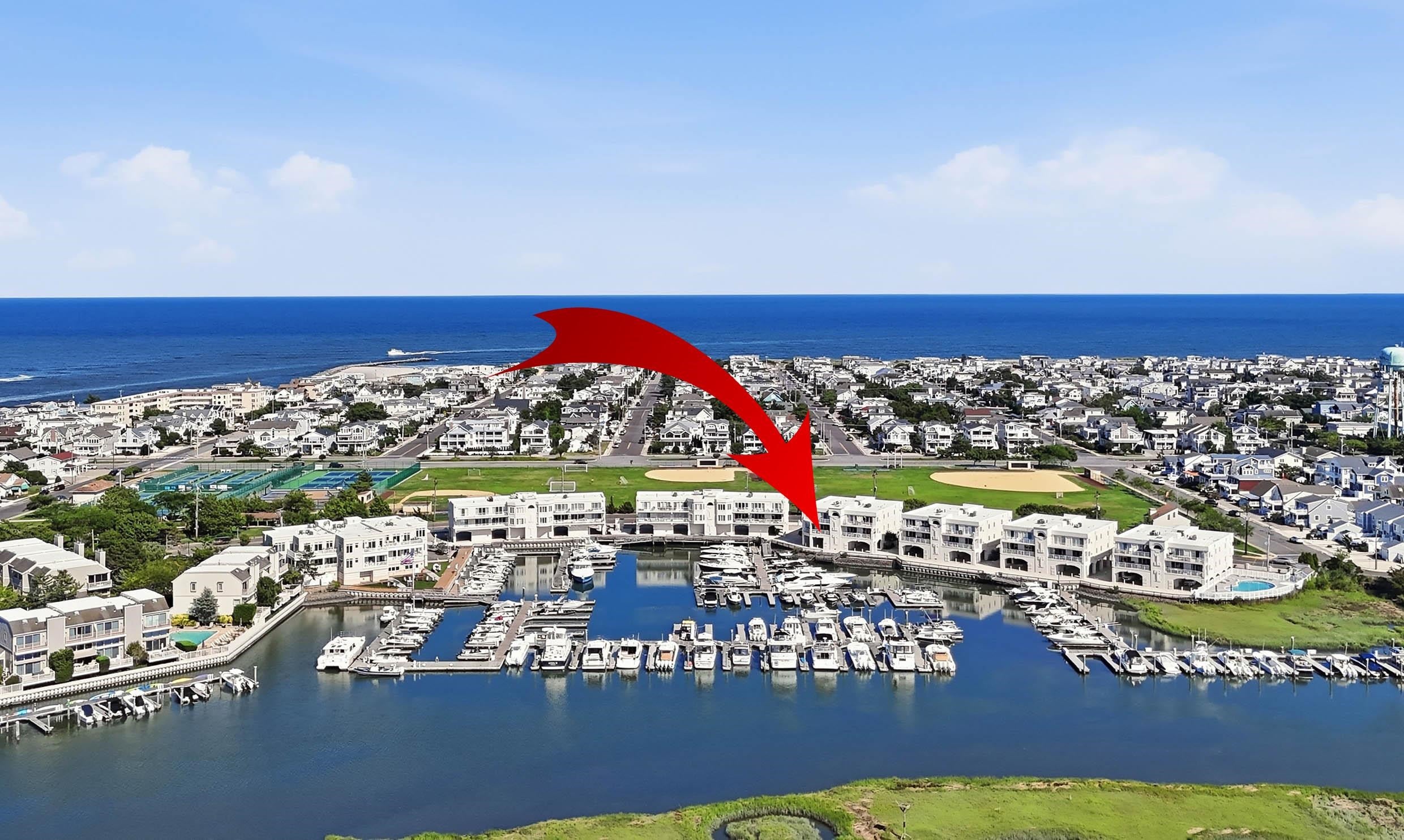 1100 Ocean Drive 208