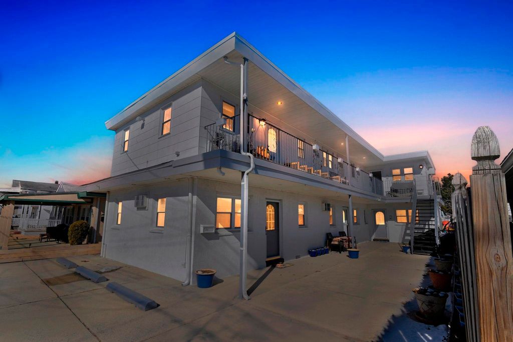 Photo of 213 E Miami Avenue #E, Wildwood Crest, NJ 08260 (MLS # 260377)