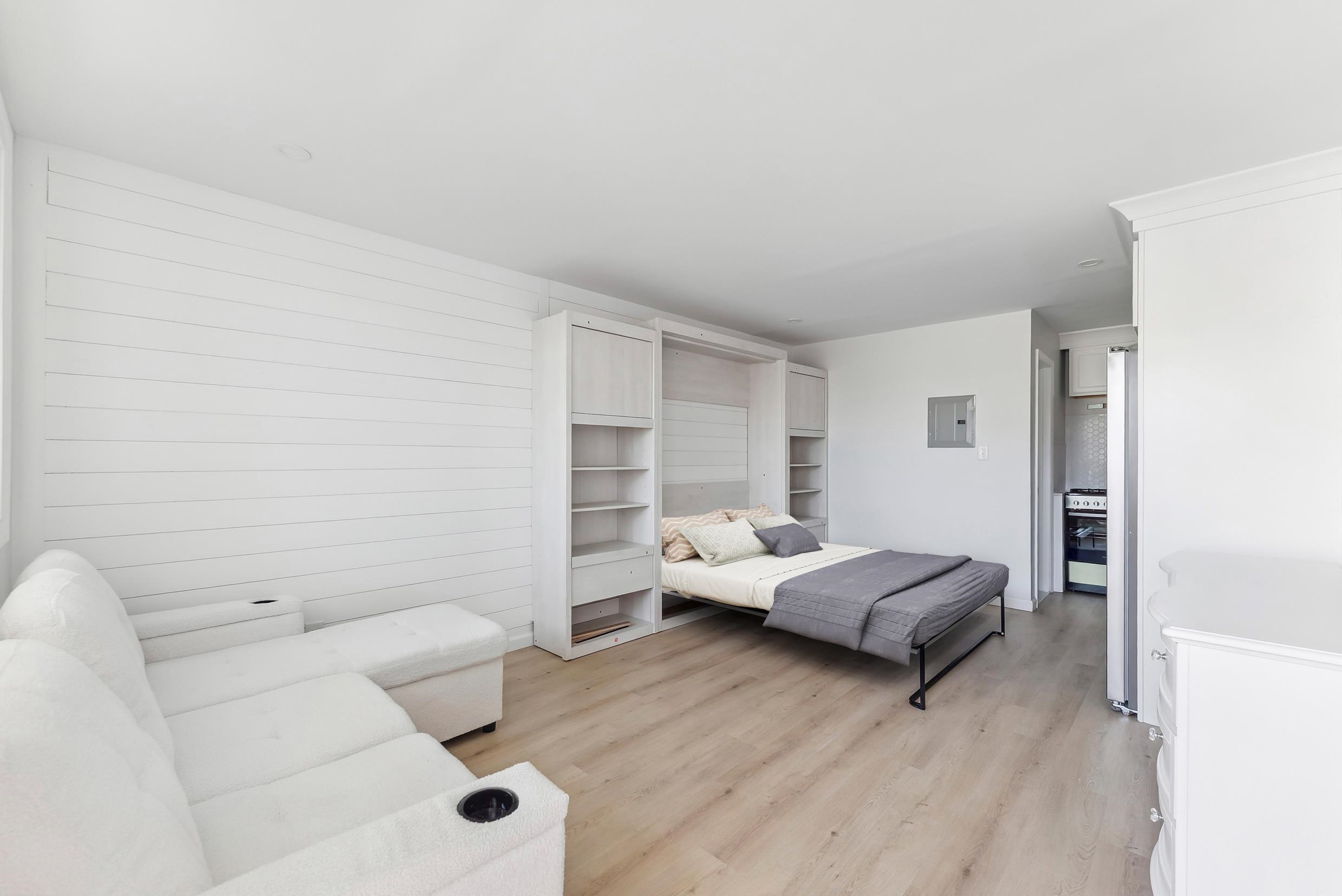 233 E Juniper Avenue #B, Wildwood, New Jersey image 3