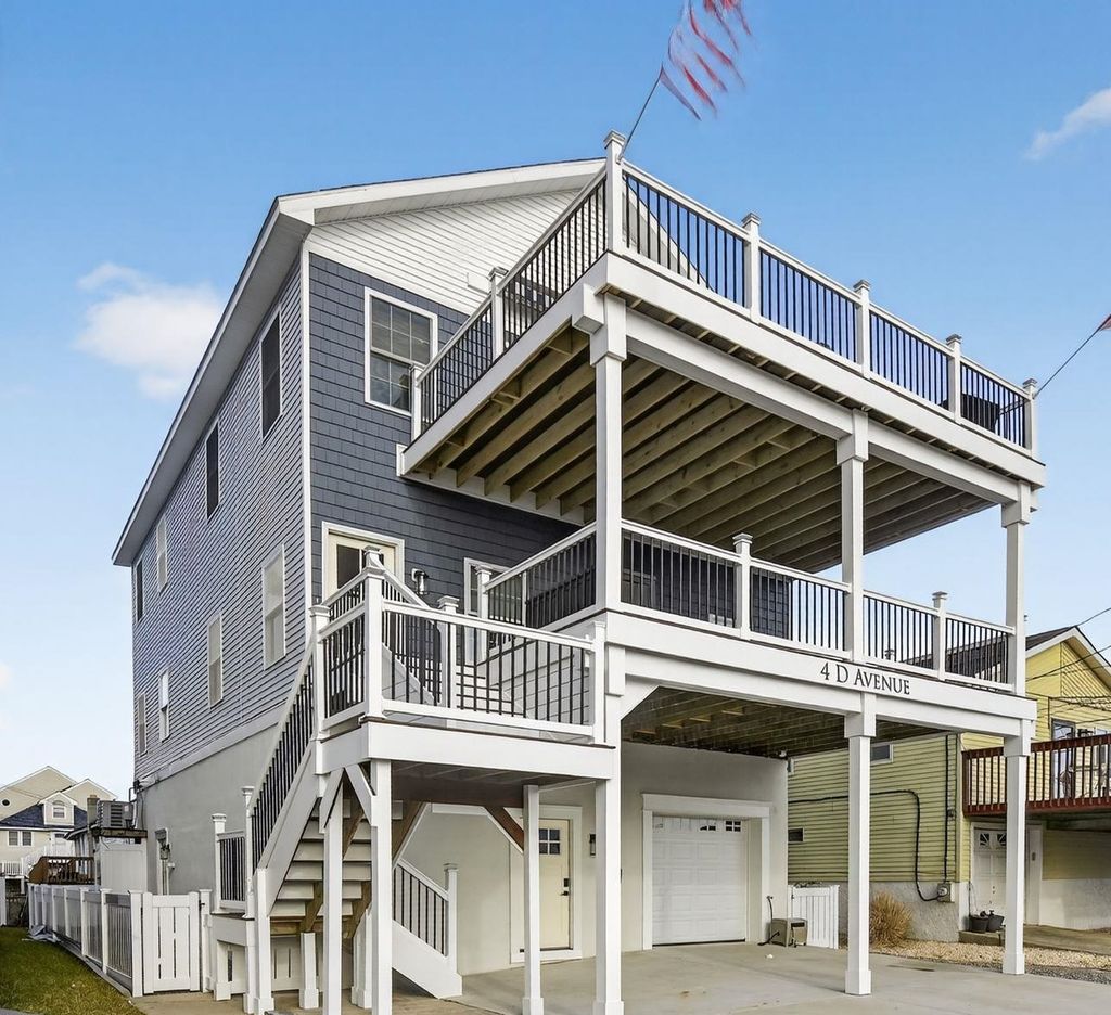 Photo of 4 D Avenue, West Wildwood, NJ 08260 (MLS # 260264)