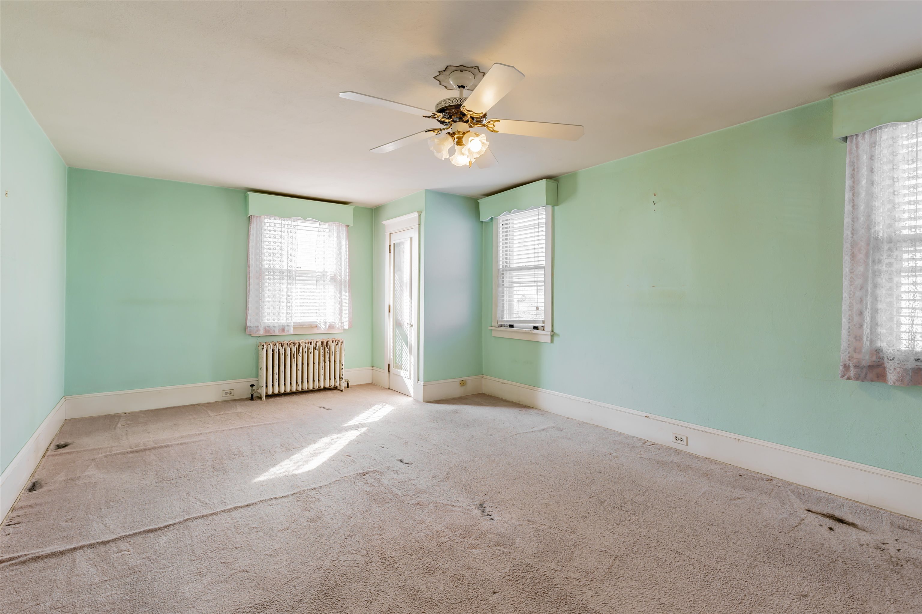 310 Howard Street, Cape May, New Jersey image 32