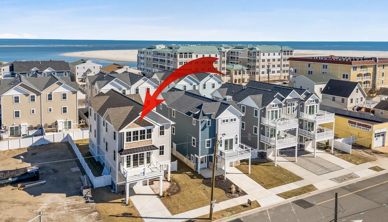 137 W Walnut Avenue, North Wildwood, New Jersey image 2