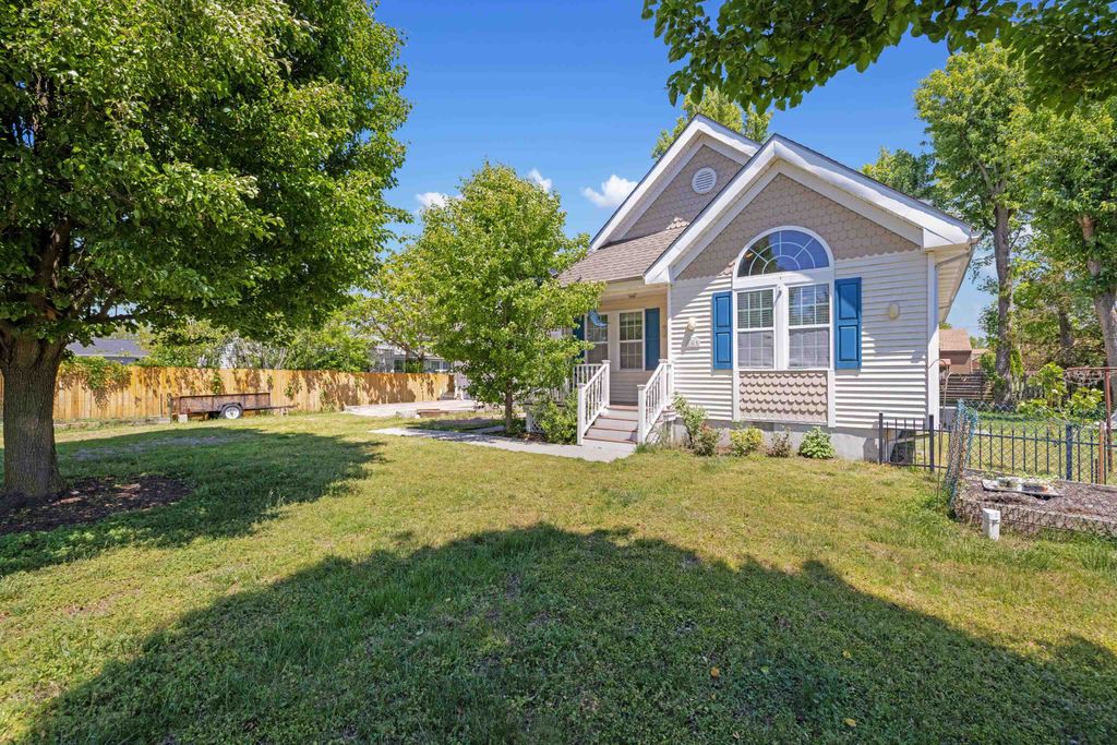 Photo of 109 Desoto Ave AVE, Villas, NJ 08251 (MLS # 261310)