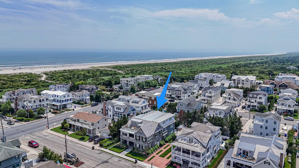 Photo of 132 38th Street, Avalon, NJ 08202 (MLS # 261306)