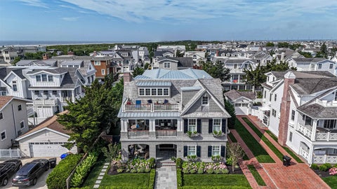 Homes For Sale - 132 38th Street<br/> Avalon, NJ 08202