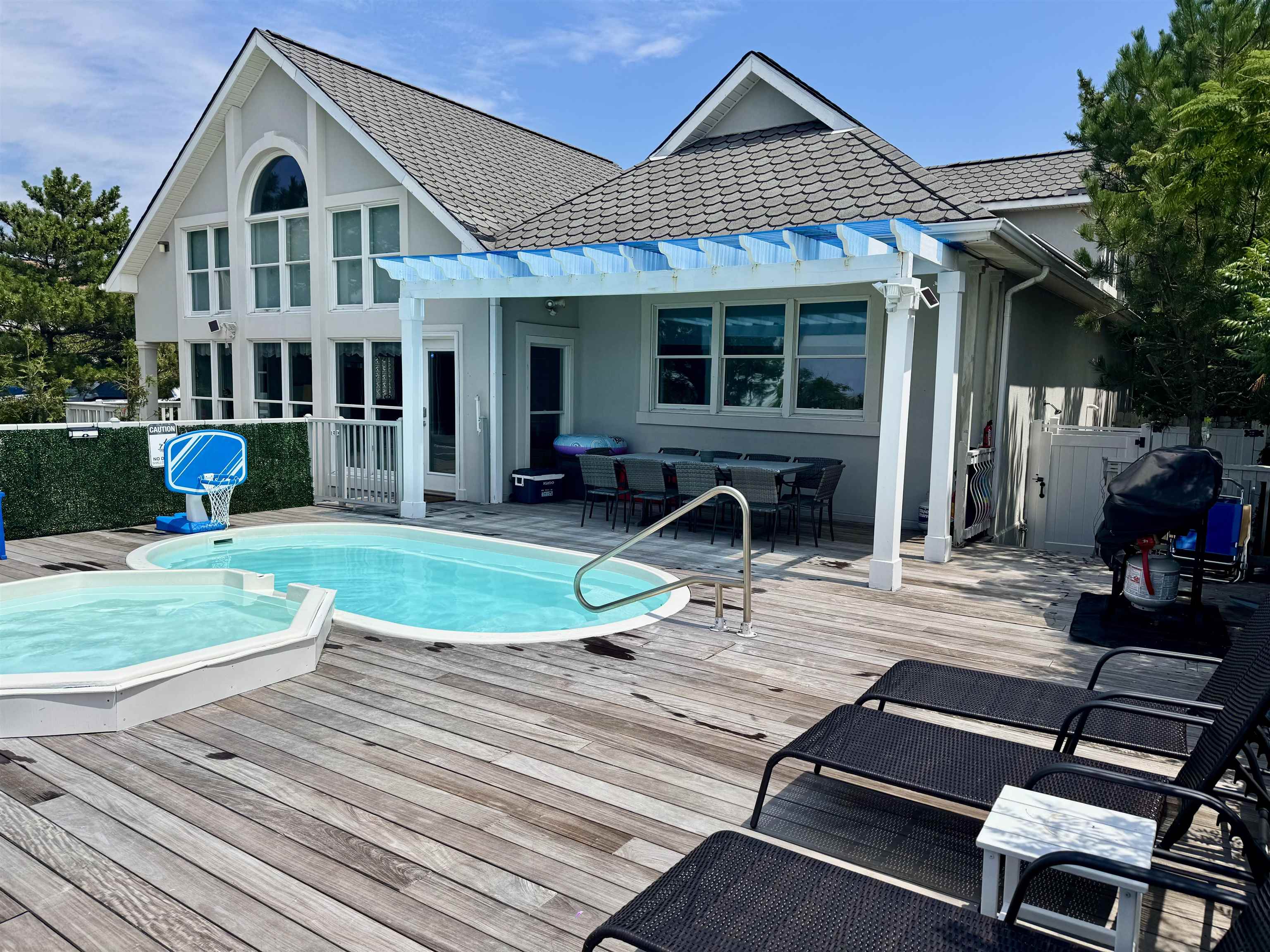 Villas, New Jersey 08251, United States, 4 Bedrooms Bedrooms, ,3 BathroomsBathrooms,Residential,Active,179096