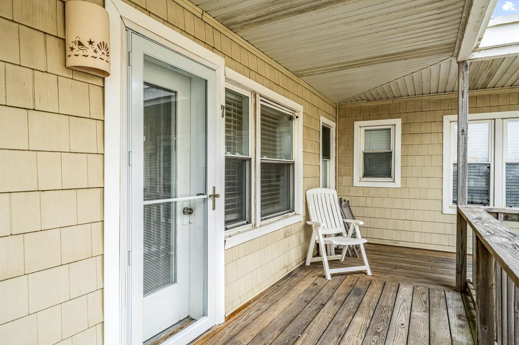 Photo of 29 E 28th Street #7, Avalon, NJ 08202 (MLS # 253044)