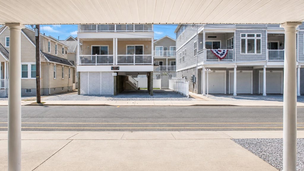 Photo of 223 E Roberts Avenue #B, Wildwood, NJ 08260 (MLS # 262130)