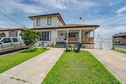 Photo of 113 W 6th Avenue, North Wildwood, NJ 08260 (MLS # 252146)