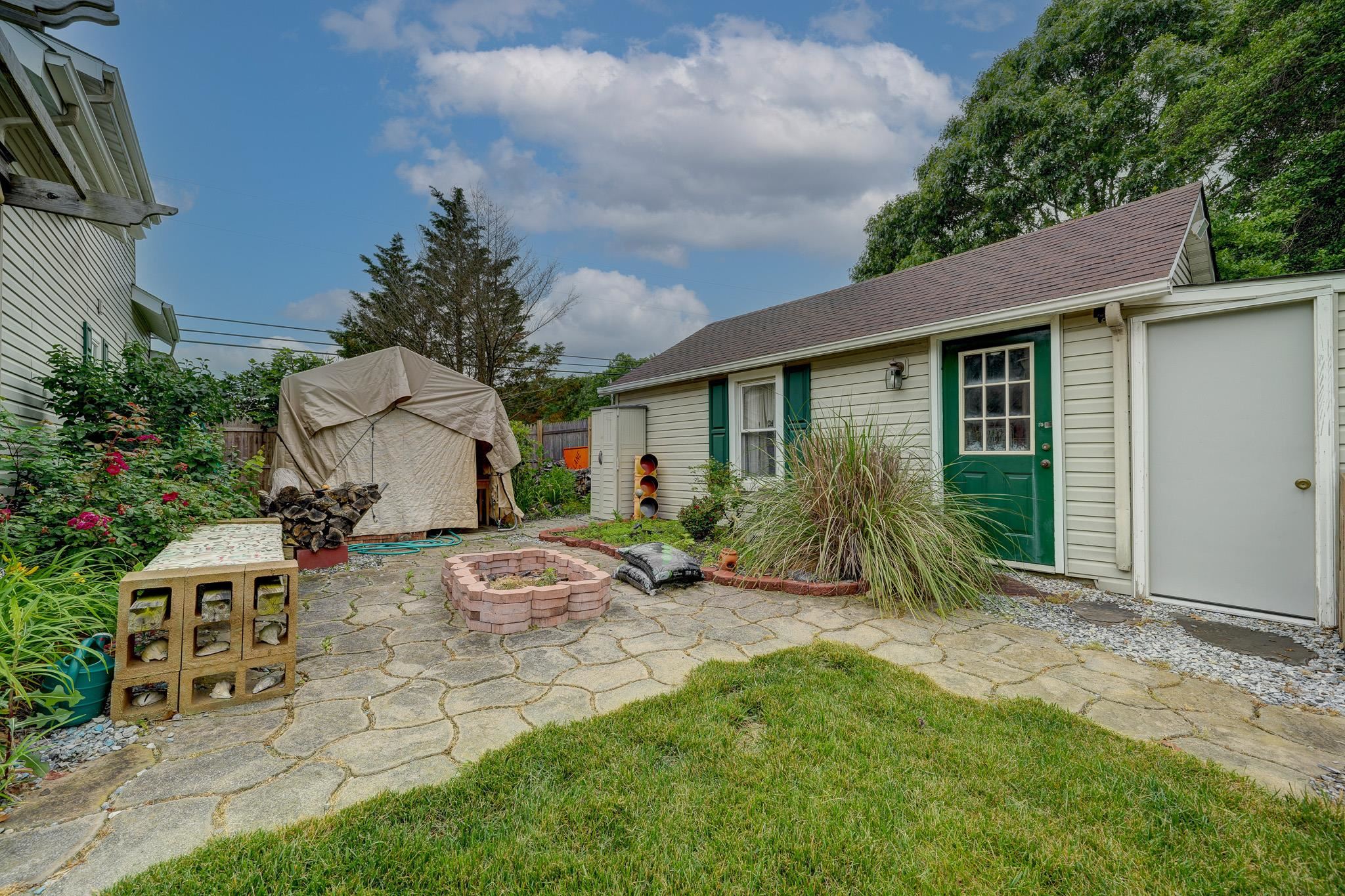 Petersburg, New Jersey 08270, United States, 4 Bedrooms Bedrooms, ,2 BathroomsBathrooms,Residential,Active,157320