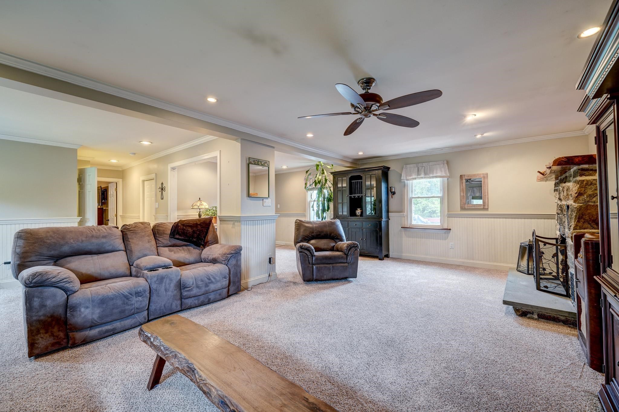 Petersburg, New Jersey 08270, United States, 4 Bedrooms Bedrooms, ,2 BathroomsBathrooms,Residential,Active,157320