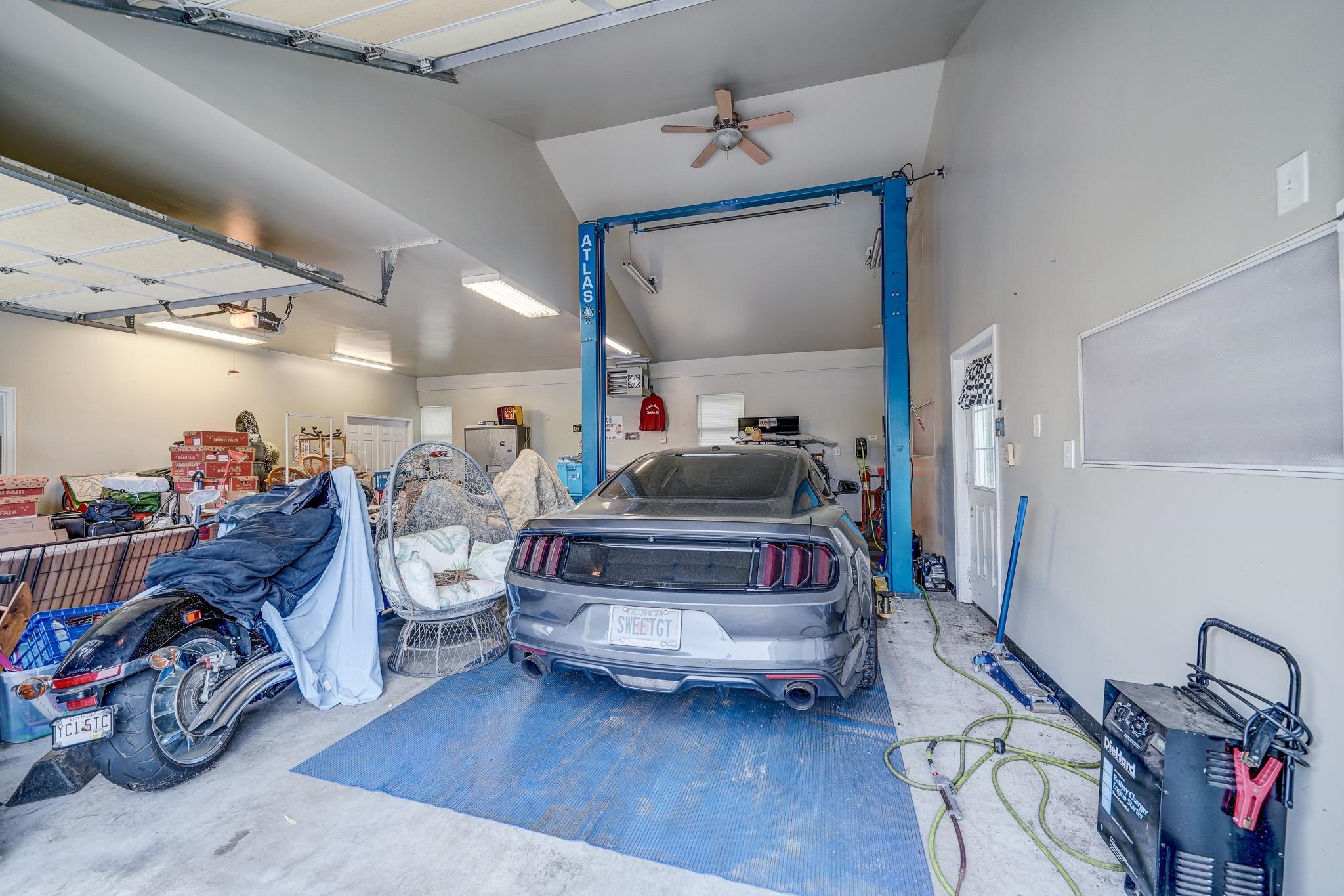 Petersburg, New Jersey 08270, United States, 4 Bedrooms Bedrooms, ,2 BathroomsBathrooms,Residential,Active,157320