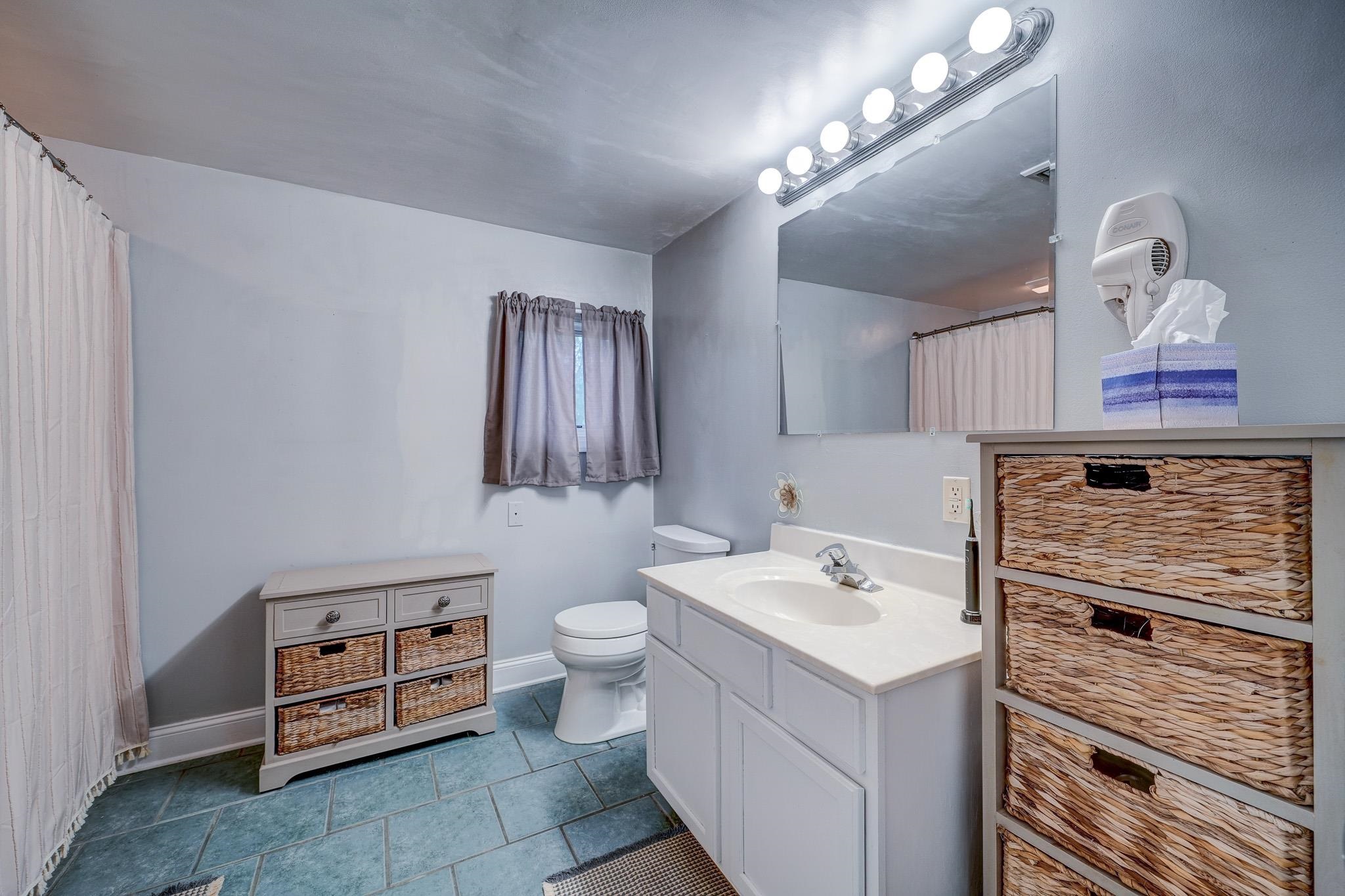 Petersburg, New Jersey 08270, United States, 4 Bedrooms Bedrooms, ,2 BathroomsBathrooms,Residential,Active,157320