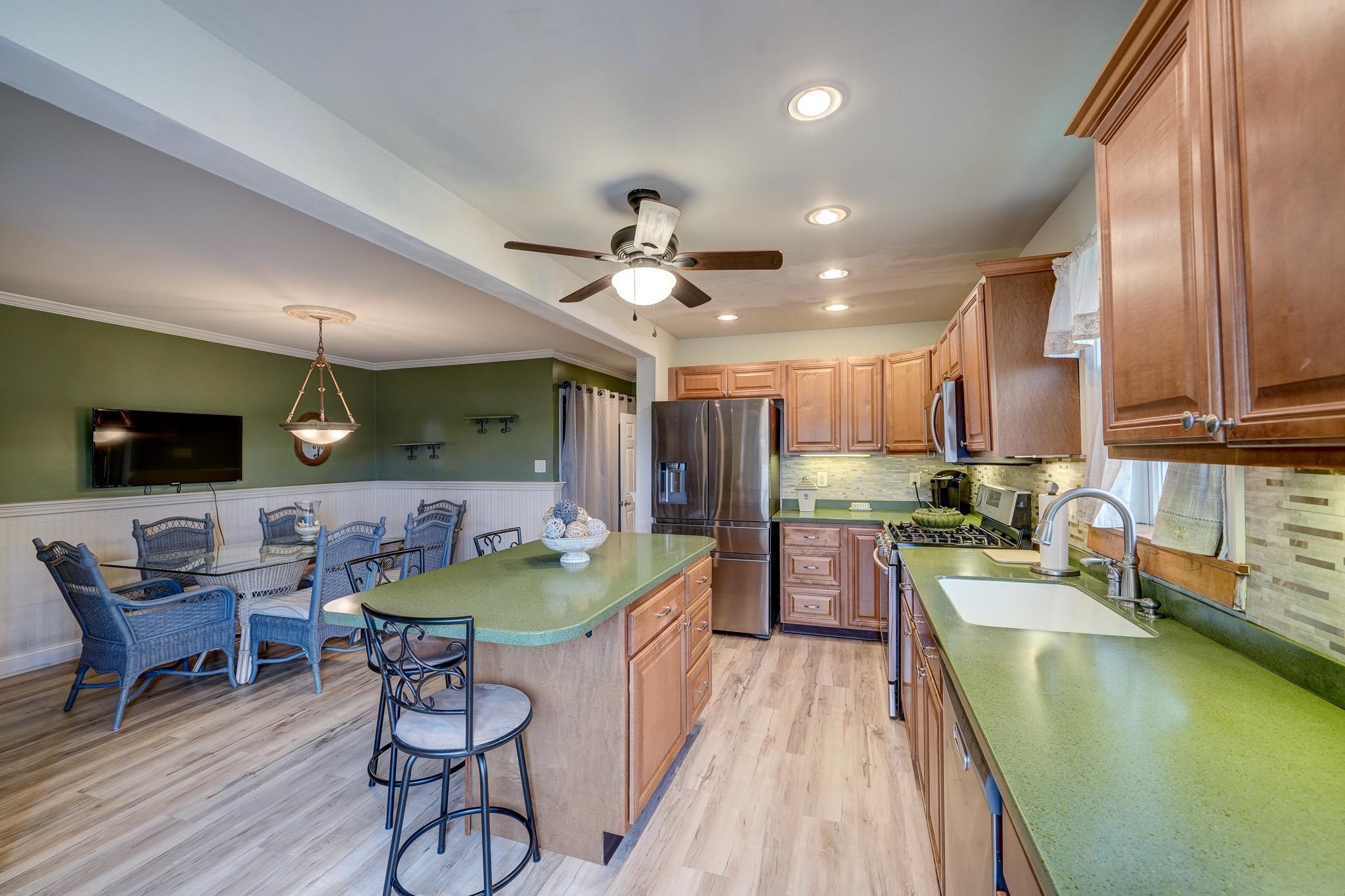 Petersburg, New Jersey 08270, United States, 4 Bedrooms Bedrooms, ,2 BathroomsBathrooms,Residential,Active,157320