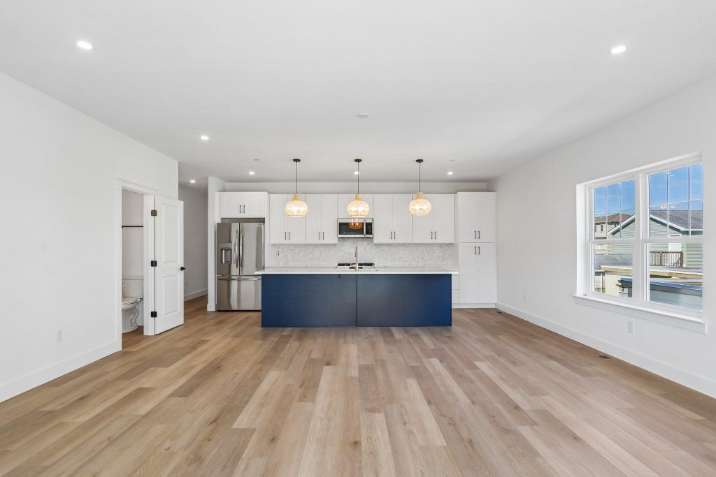 Photo of 154 E Garfield #103, Wildwood, NJ 08260 (MLS # 261507)