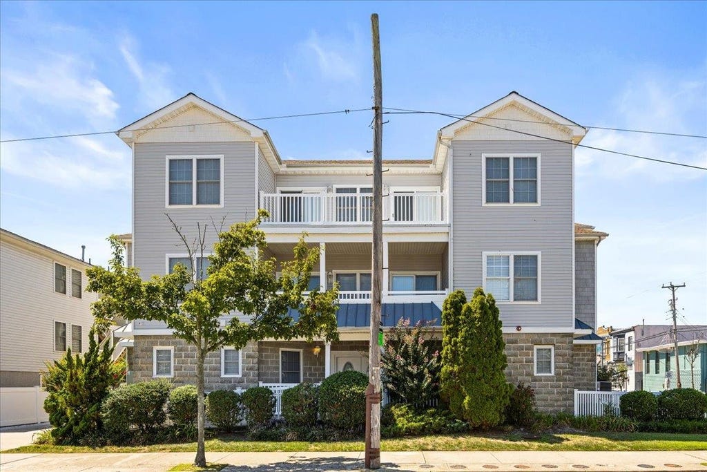 Photo of 200 E Youngs Avenue #201, Wildwood, NJ 08260 (MLS # 262366)