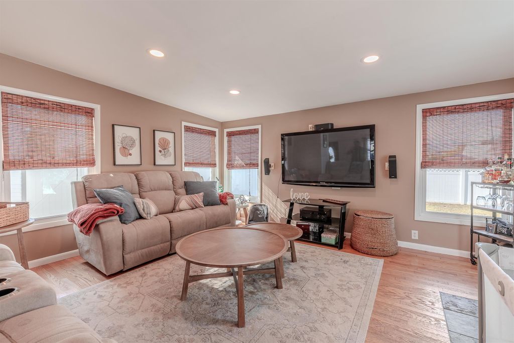 Photo of 23 Beechwood Avenue, Villas, NJ 08251 (MLS # 260014)