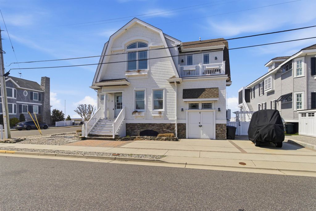 Photo of 9835 Sunset Drive, Stone Harbor, NJ 08247 (MLS # 260858)