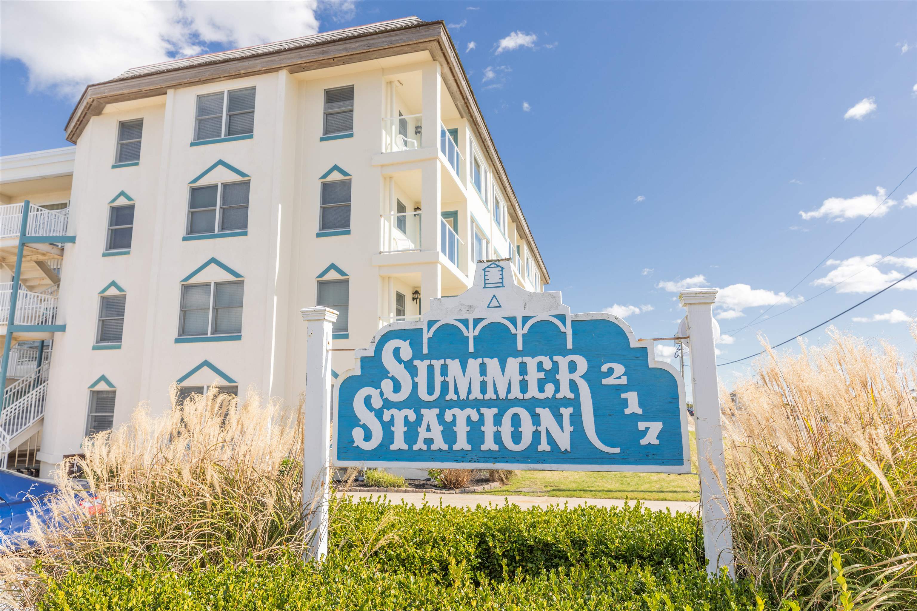 217 Beach Avenue 214