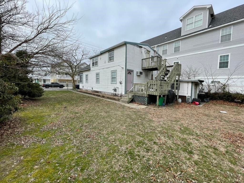 Photo of 417 W Roberts Avenue, Wildwood, NJ 08260 (MLS # 260740)