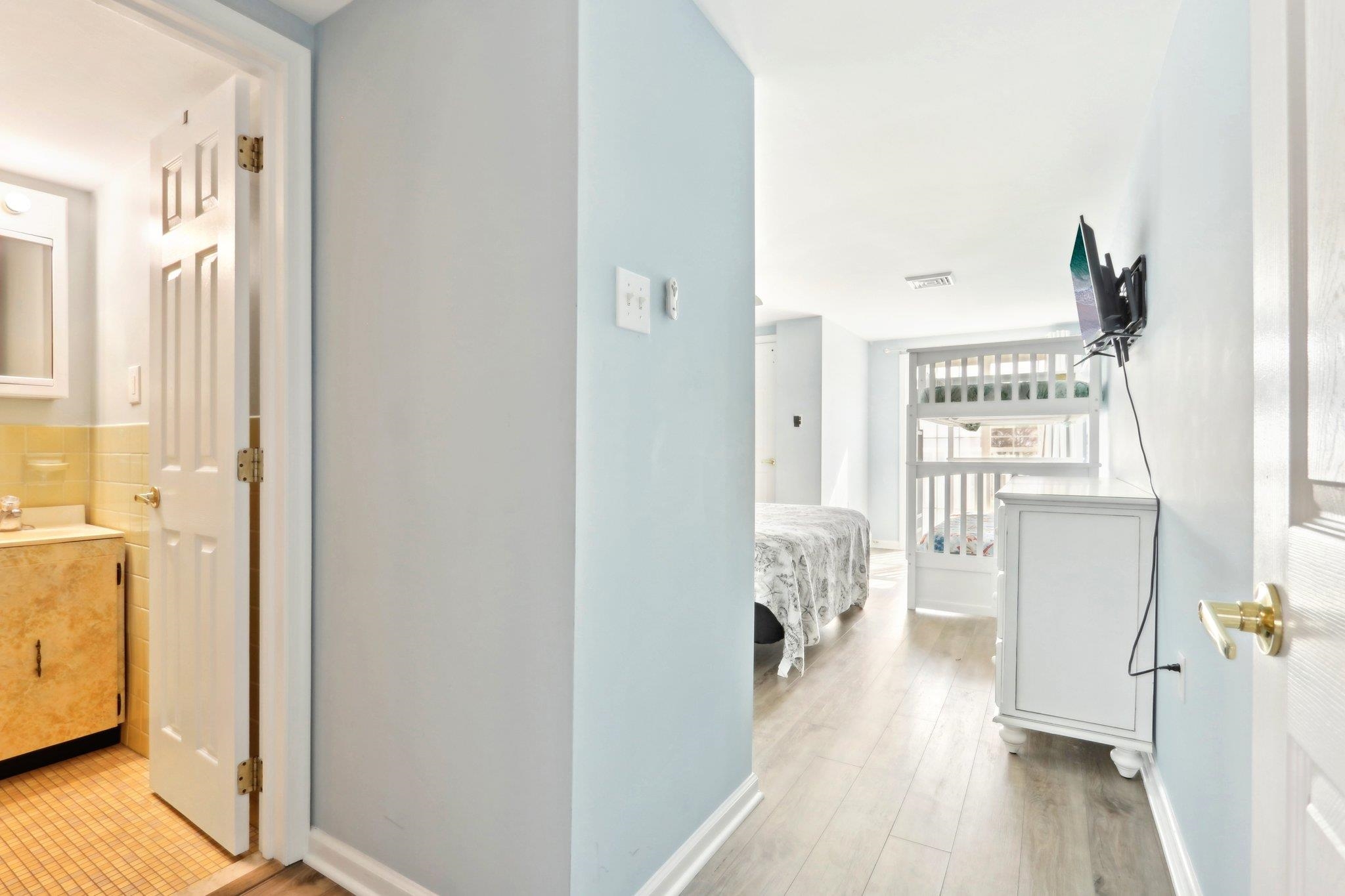 213 E Hand Avenue #1, Wildwood, New Jersey image 31