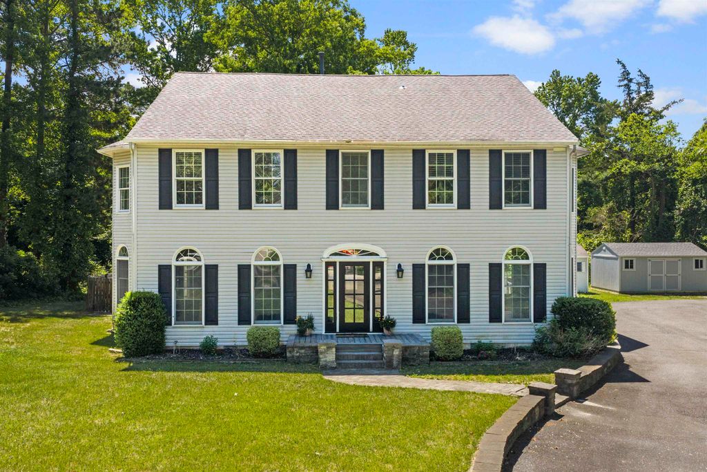 Photo of 2 Moore Terrace, Cape May Court House, NJ 08210 (MLS # 261620)