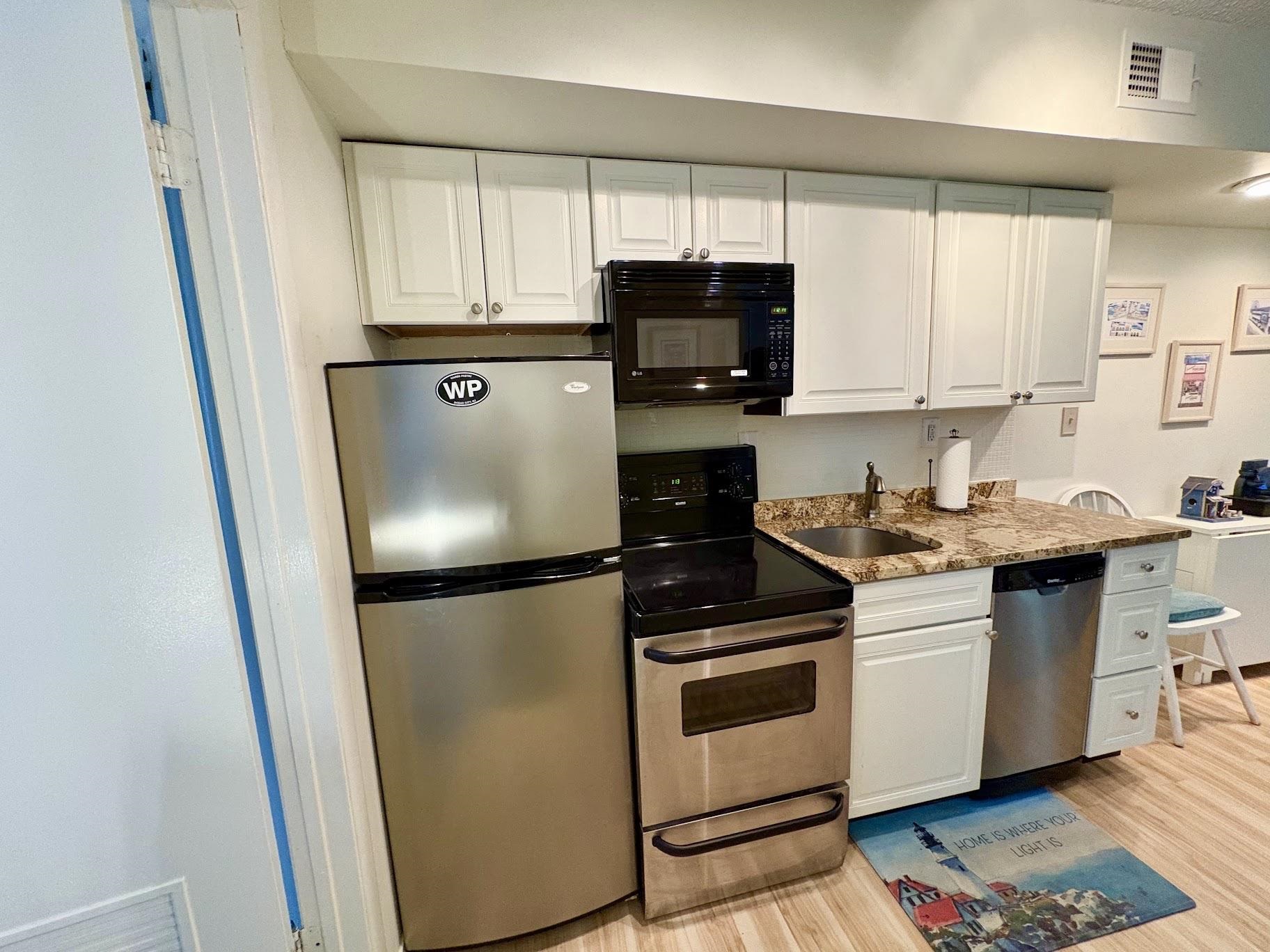 875 Plymouth Place #33, Ocean City, New Jersey image 12