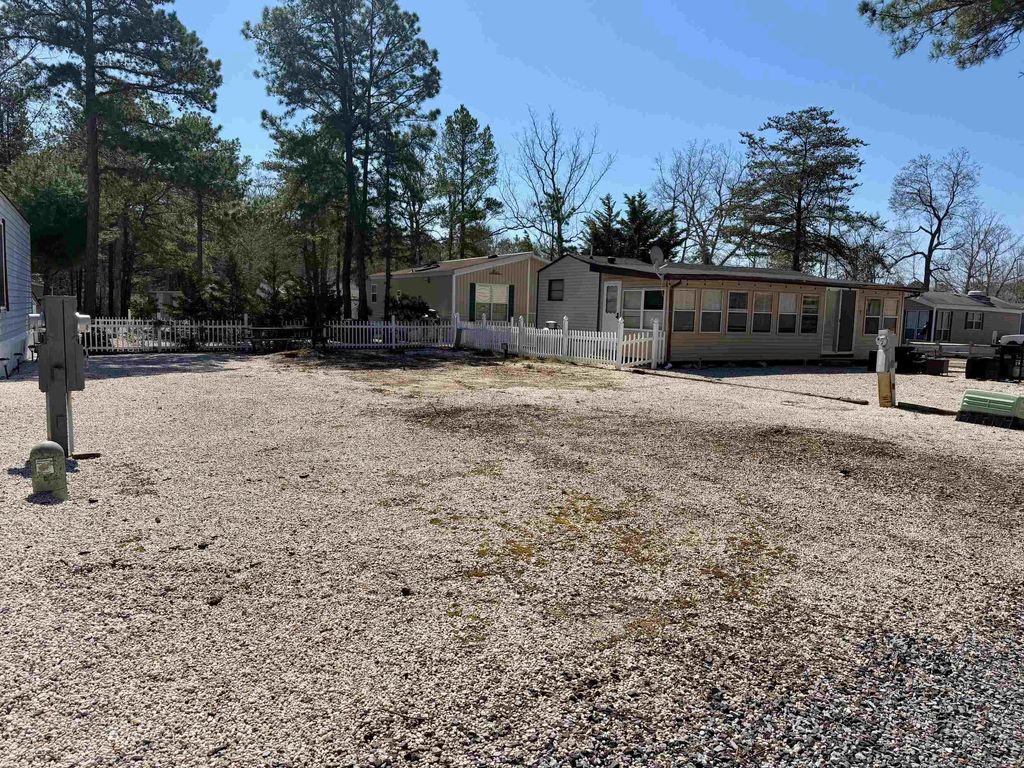 Photo of 6 Dennis Lake Drive, Dennisville, NJ 08214 (MLS # 260931)