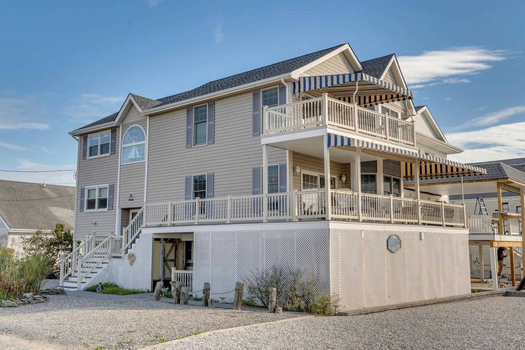 Photo of 514 Baywyn Road, Cape May Beach, NJ 08251 (MLS # 253105)