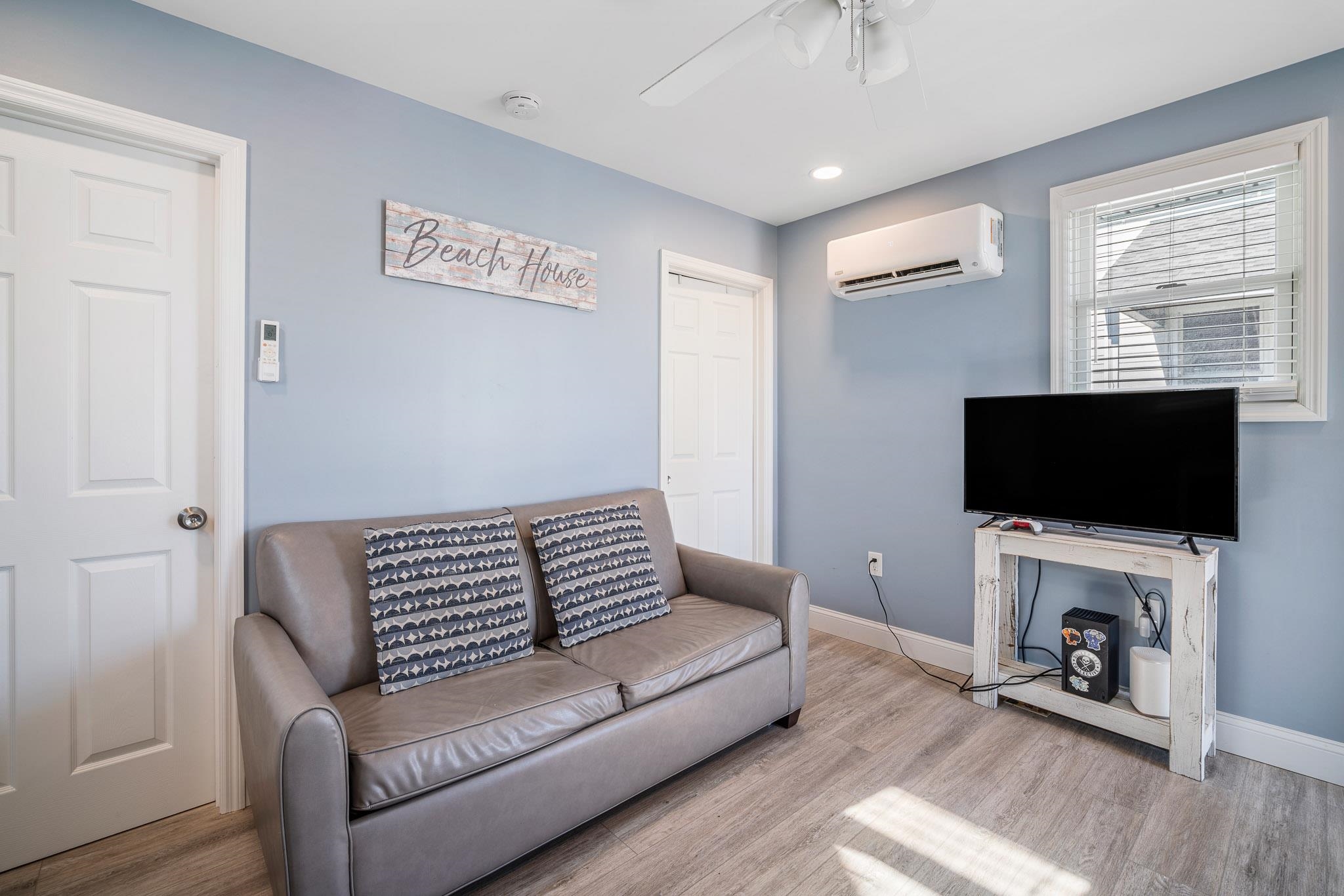228.5 W Walnut Avenue, North Wildwood, New Jersey image 5