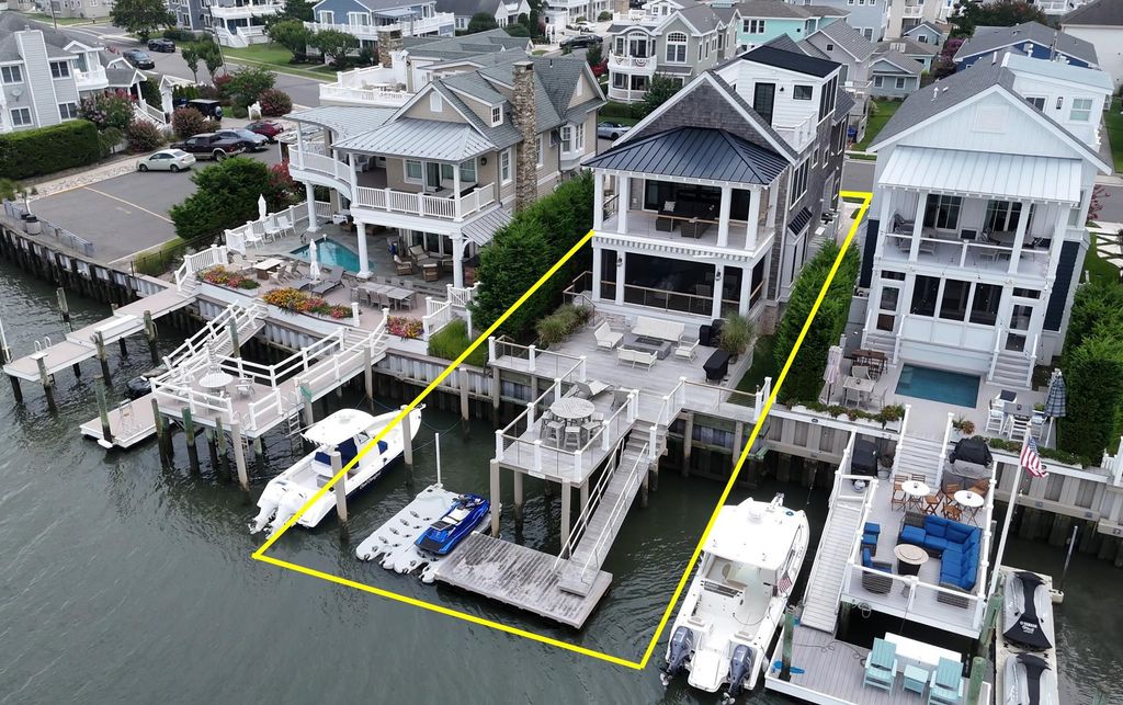 Photo of 11013 Sunset Drive, Stone Harbor, NJ 08247 (MLS # 252325)