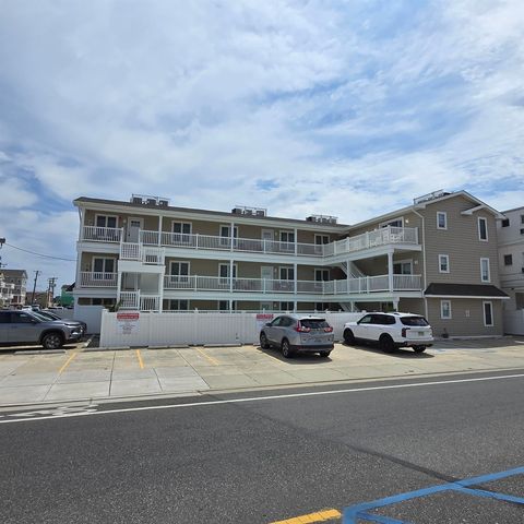 Photo of 402 E 25th Avenue #304, North Wildwood, NJ 08260 (MLS # 252558)