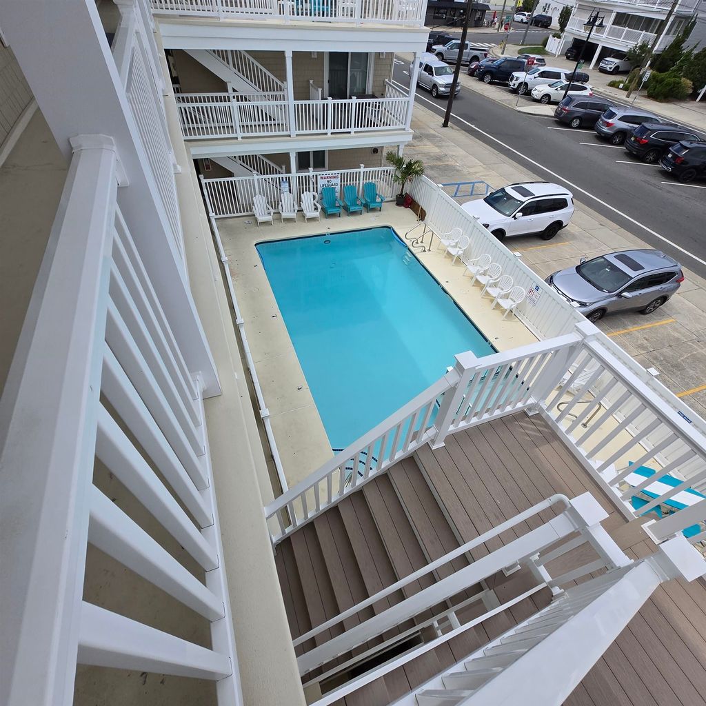 Photo of 402 E 25th Avenue #304, North Wildwood, NJ 08260 (MLS # 252558)