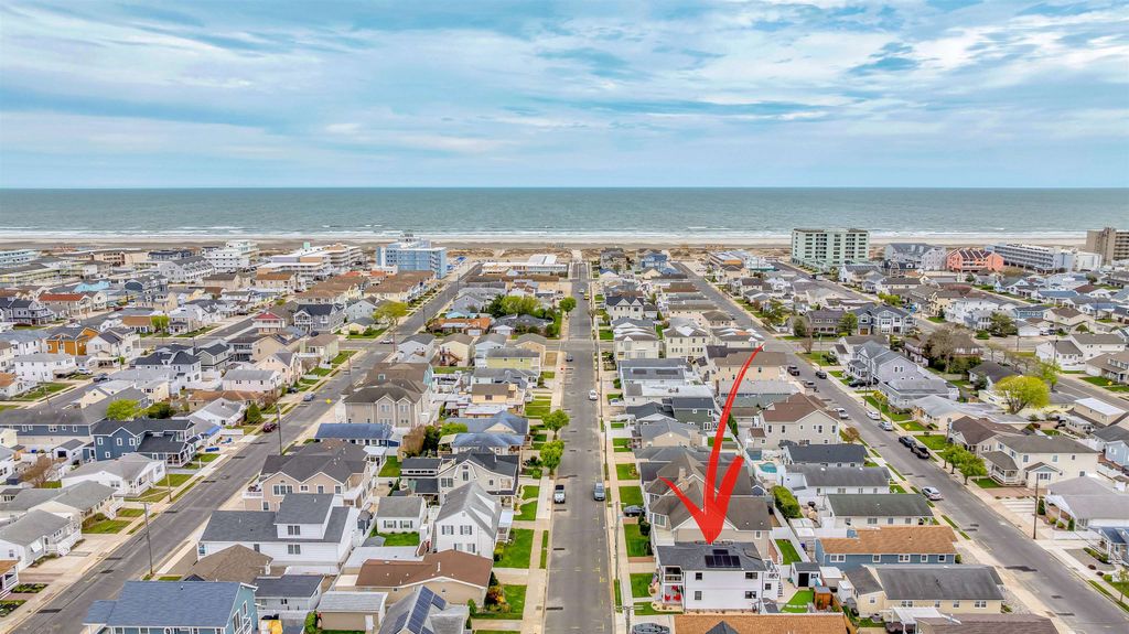 Photo of 204 E Hollywood Avenue, Wildwood Crest, NJ 08260 (MLS # 261415)